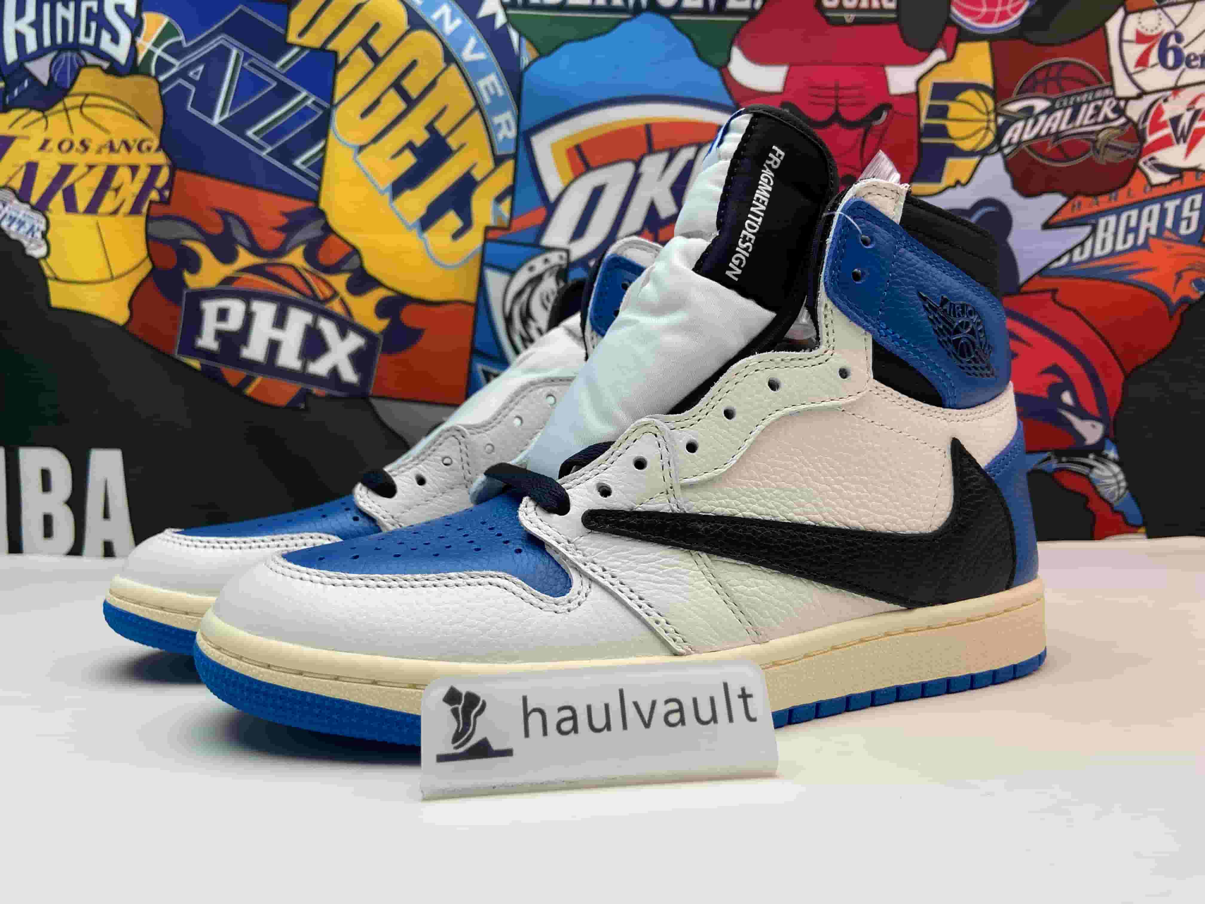 Jordan1 SP Fragment x Travis Scott DH3227-105