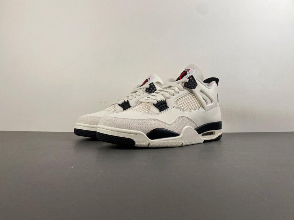 Air Jordan 4“Flight Club” IM4002-100