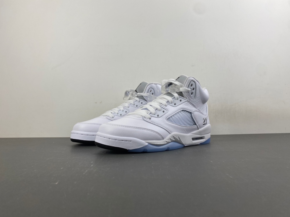 Air Jordan 5 Retro OG HQ7980-103