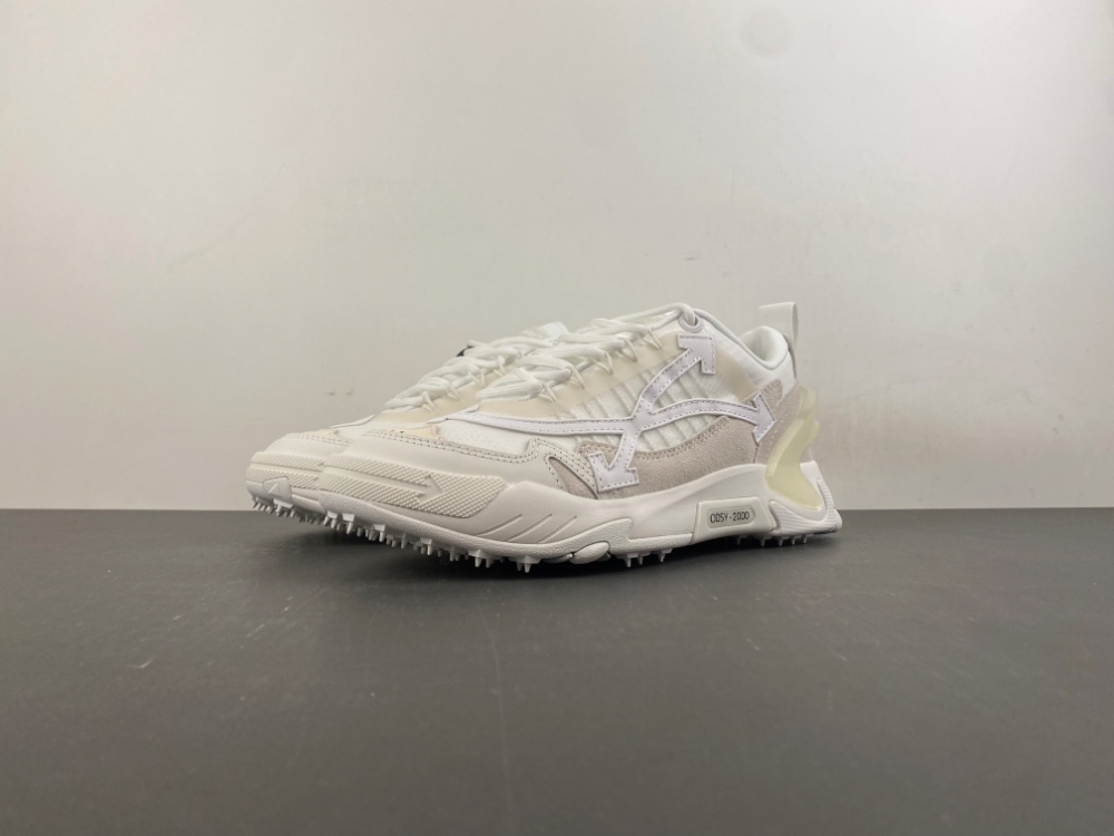 Off-White c/o Virgil Abloh