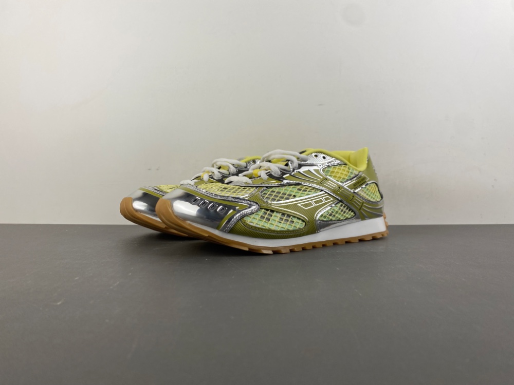 B0tt*ga Ven*ta WMNS Orbit “Sherbert Silver”755915 V2X40 7421
